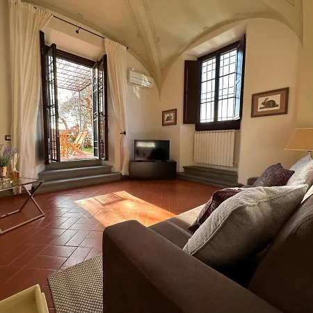 مزرعة للإقامة Tenuta Torre Rossa Farm & إمبرونيتا