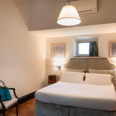 Tenuta Torre Rossa Farm & مزرعة للإقامة إمبرونيتا