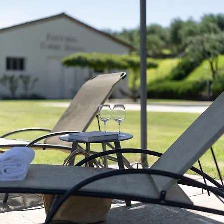 مزرعة للإقامة Tenuta Torre Rossa Farm & *