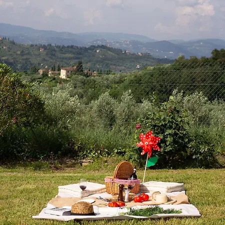 Tenuta Torre Rossa Farm & مزرعة للإقامة
