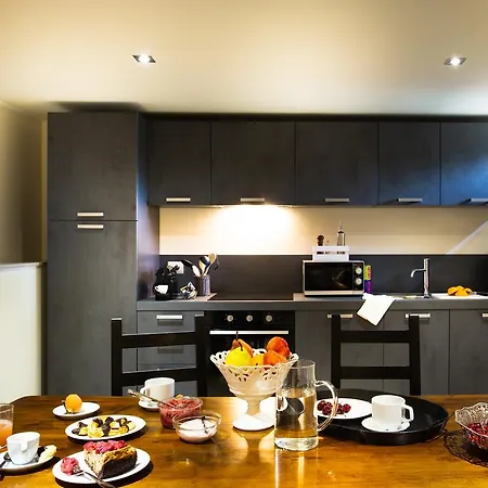 Tenuta Torre Rossa Farm & مزرعة للإقامة إمبرونيتا